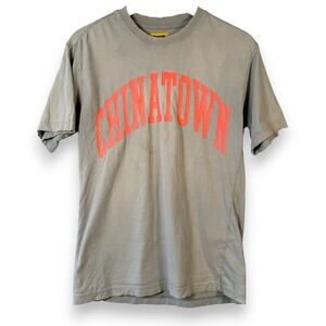Chinatown Market T‎ Shirt Gray Neon Orange Arch Logo Men's Size S